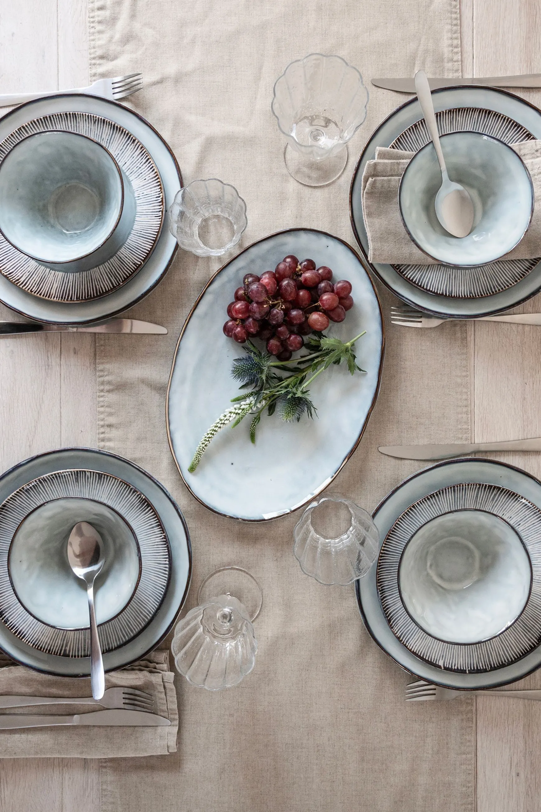 Flash Sale 12 Piece Organic Dinner Plates