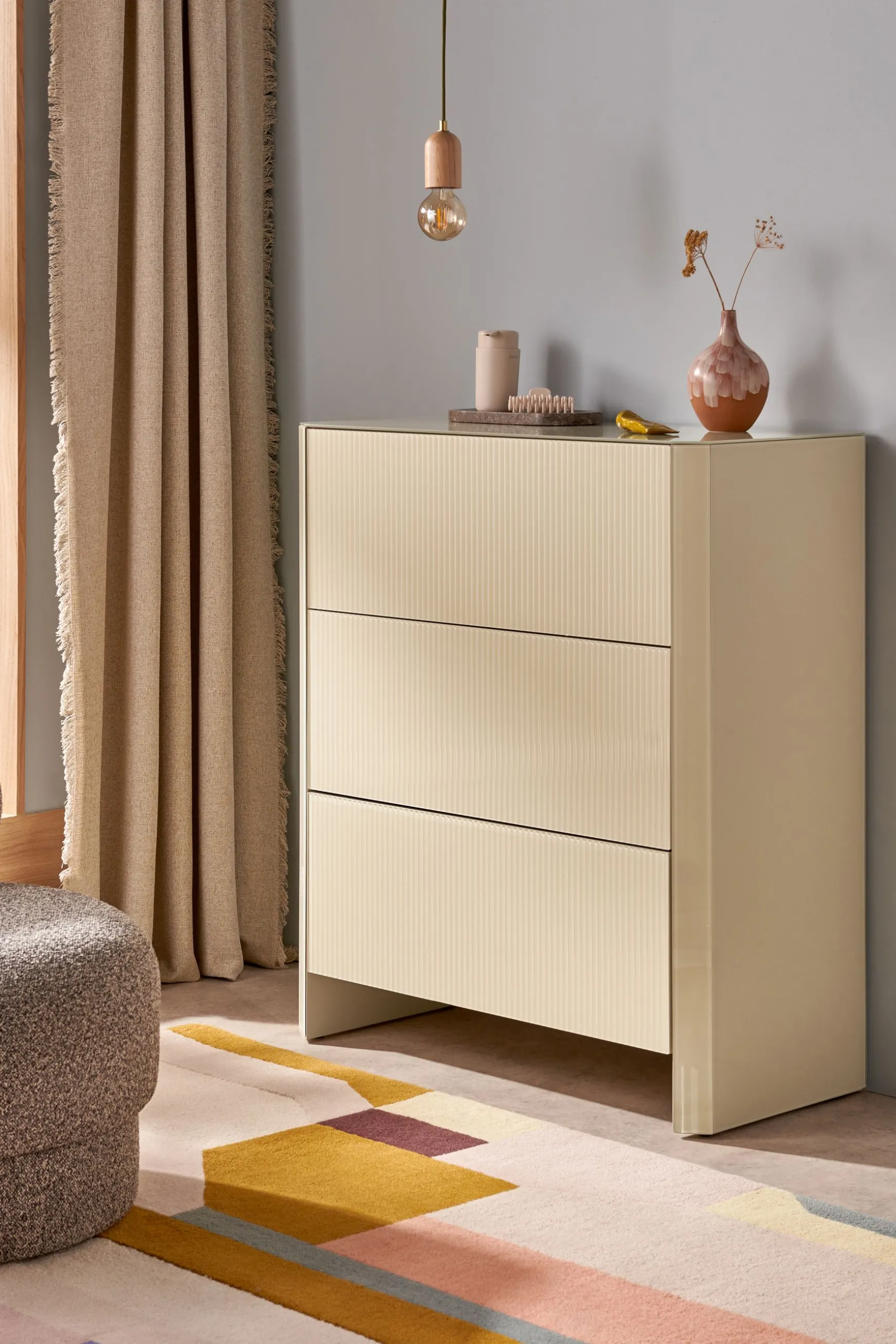 Fashion Eleni Chest of Drawers Chest Of Drawers