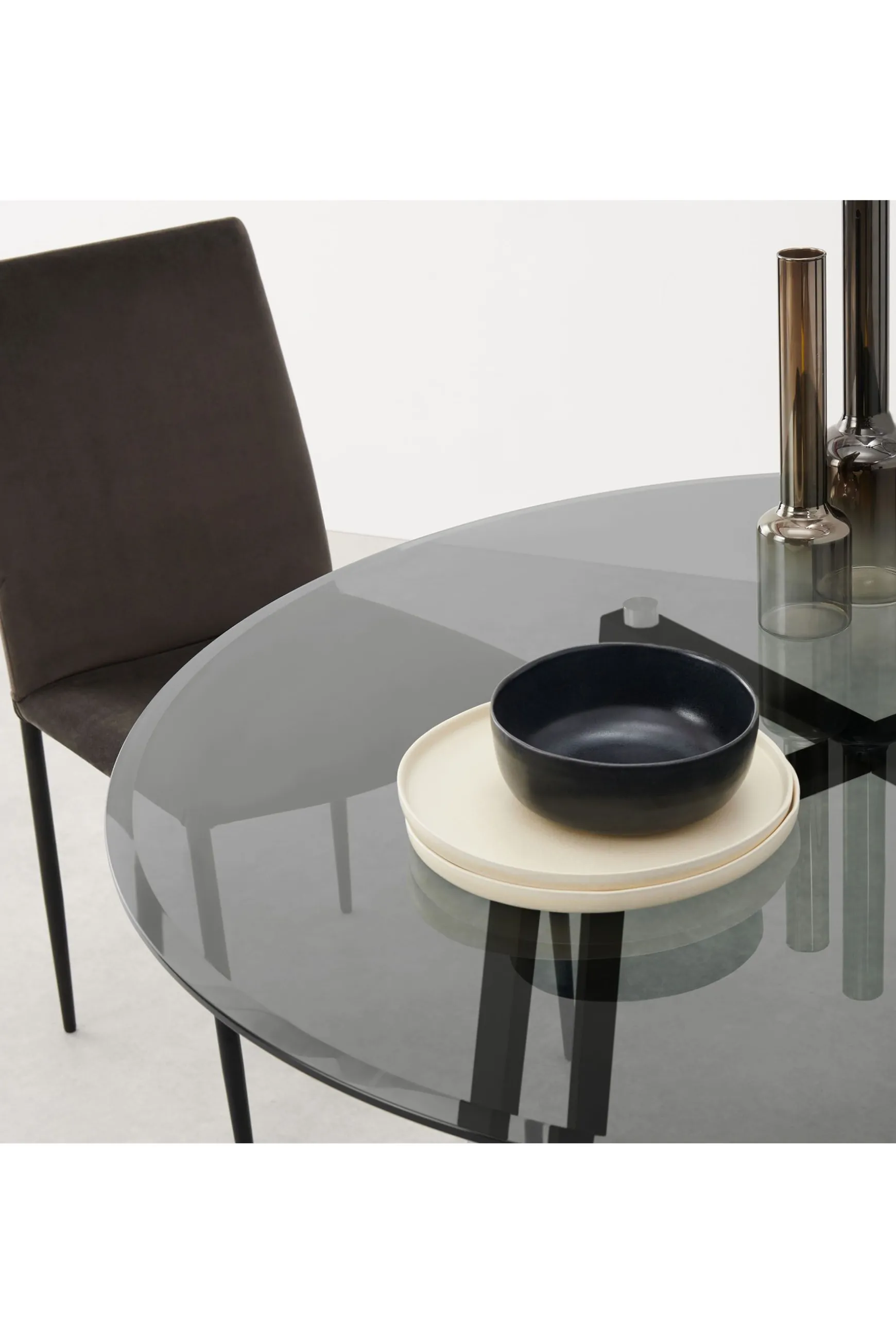 Online Haku 4 Seater Round Dining Table Dining Tables