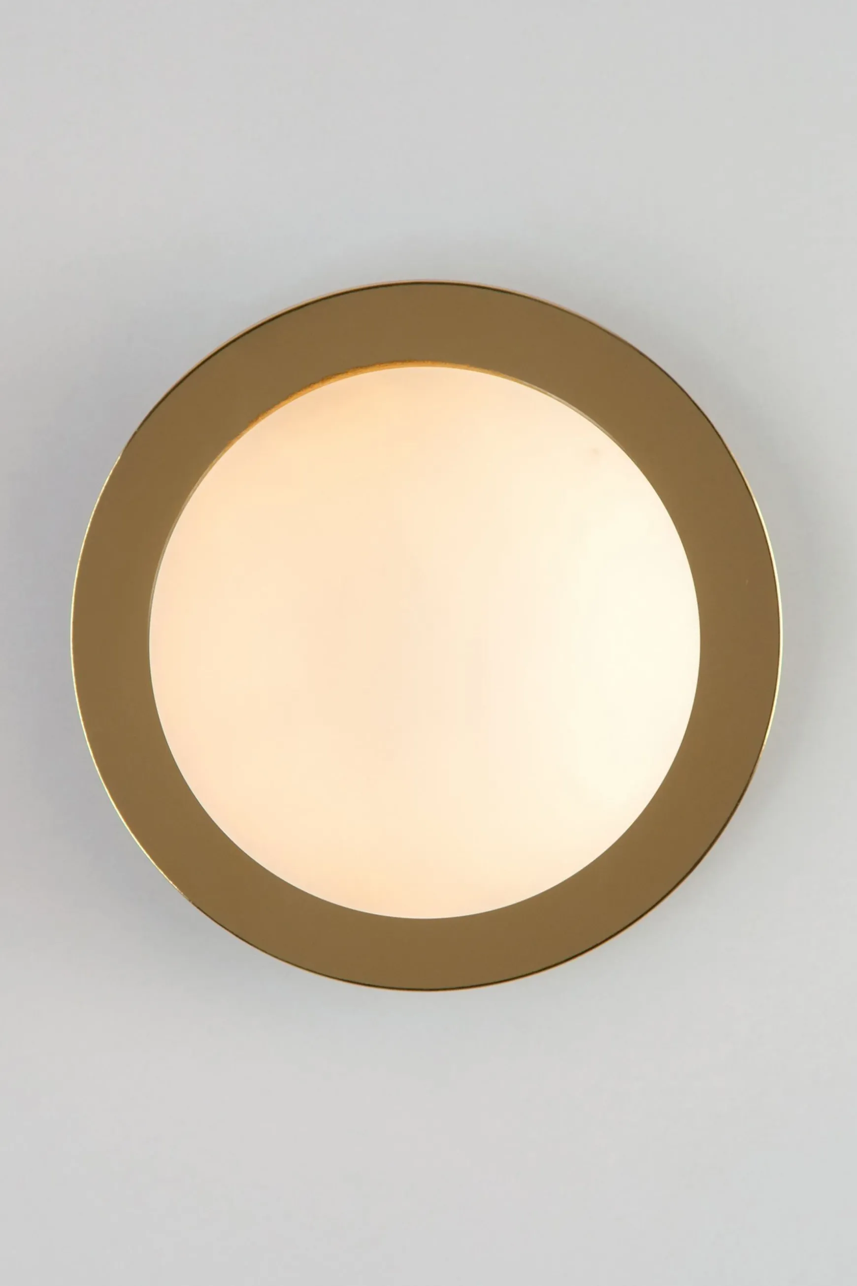 Store Opal Disk Wall Bathroom Light Bathroom | Wall Lights