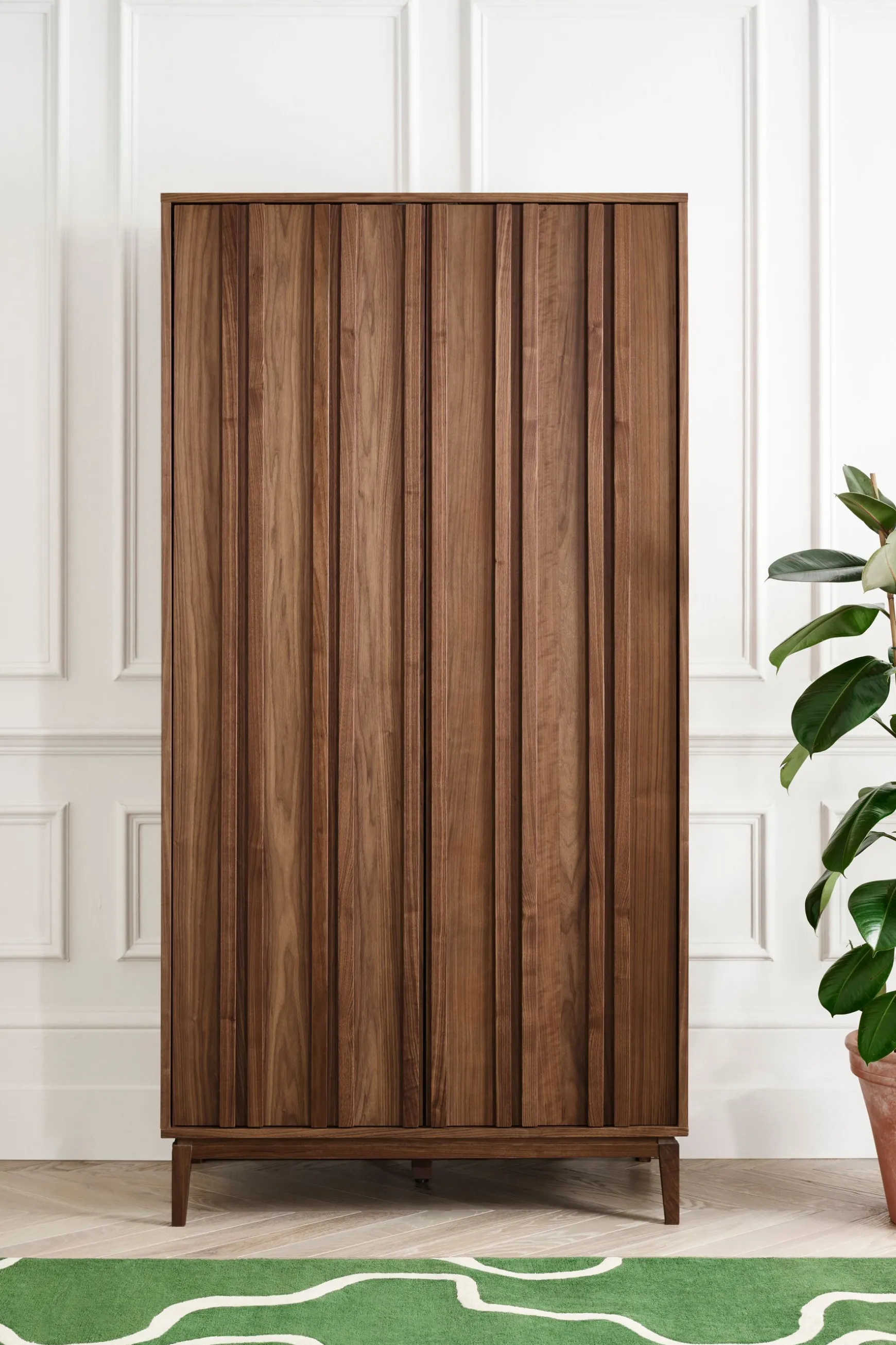 Store Belgrave Walnut Wardrobe Wardrobes