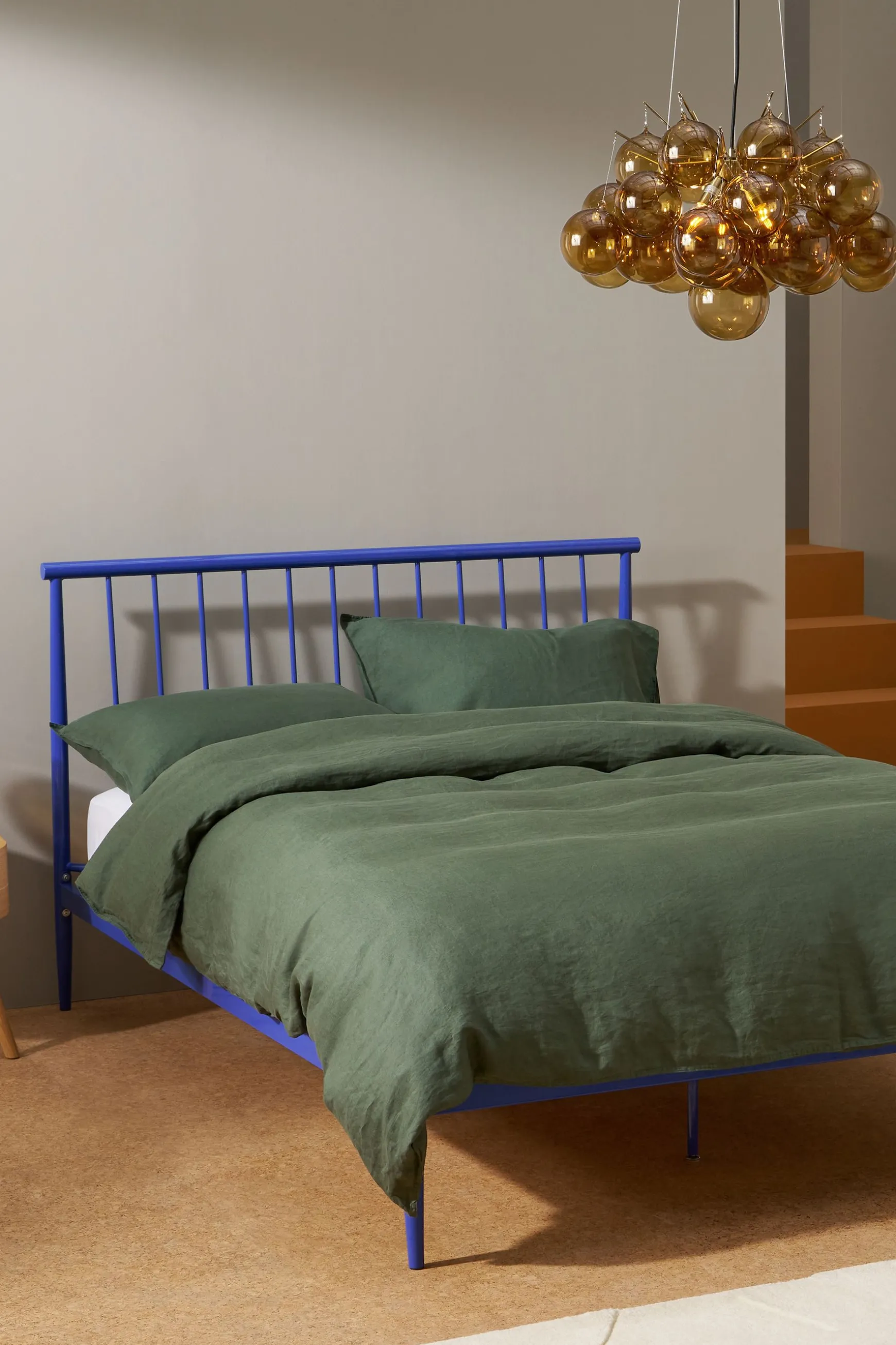 New Penn Metal Bed Frame Beds