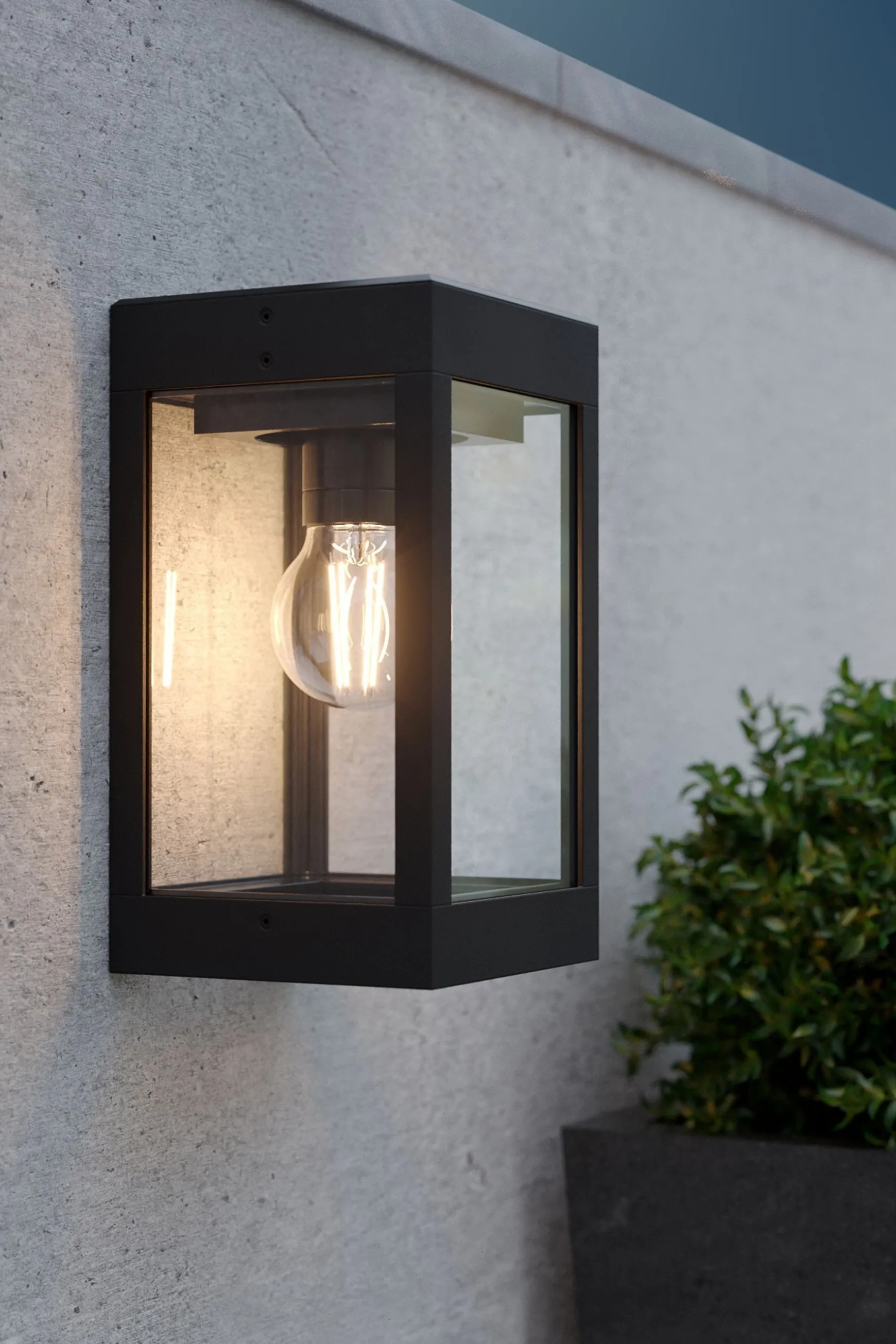 Clearance Dorchester Wall Light Outdoor Lighting | Black